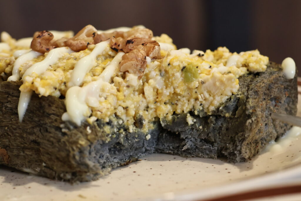 金曜パン｜台中無蛋奶的純素甜點，肉桂捲和旦沙拉一定要吃看看！