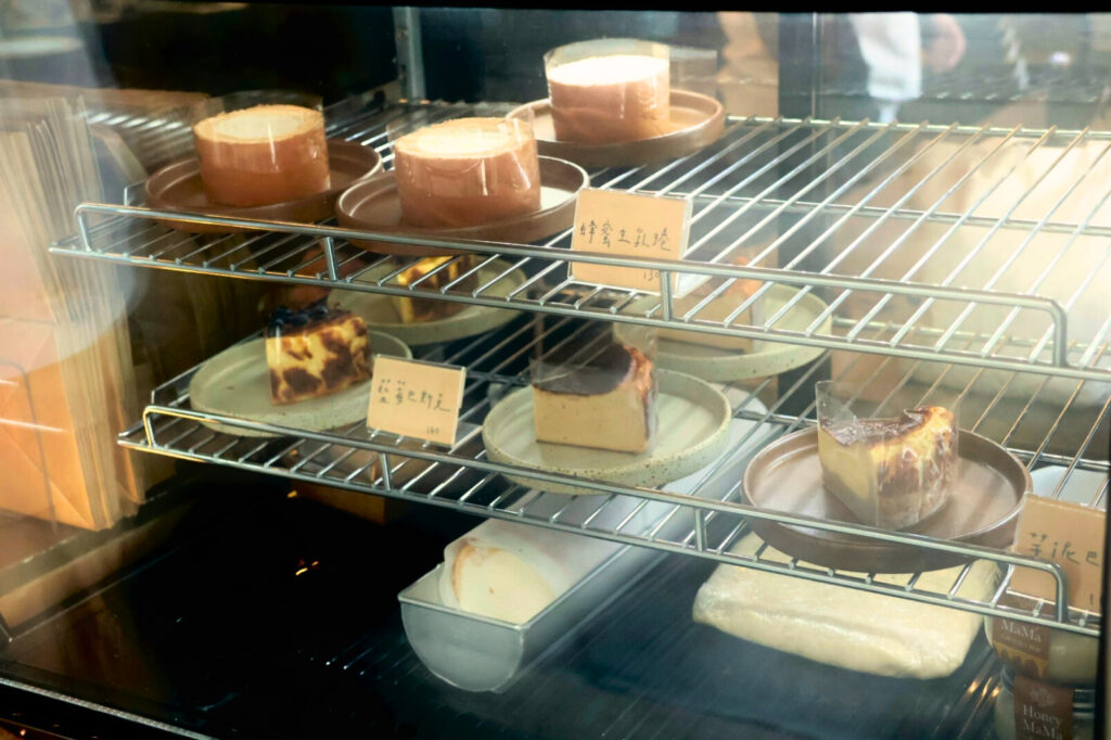 Ba09fe6a F8d4 4613 A4fc B8a132dd94db