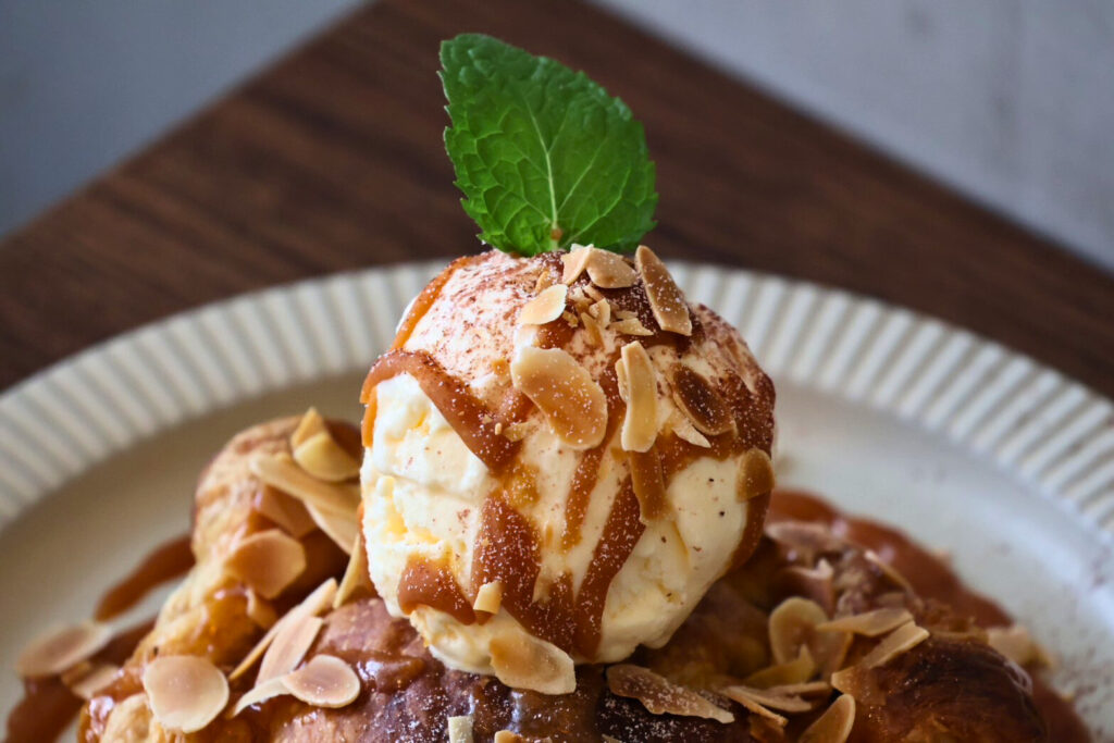 【如常所在】超療癒親人的店貓．必點手工蘋果派｜寵物友善的老宅咖啡廳