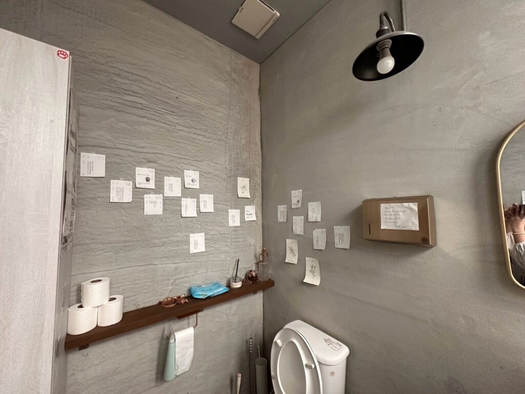 【如常所在】超療癒親人的店貓．必點手工蘋果派｜寵物友善的老宅咖啡廳