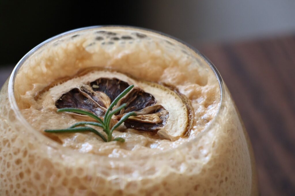 【如常所在】超療癒親人的店貓．必點手工蘋果派｜寵物友善的老宅咖啡廳