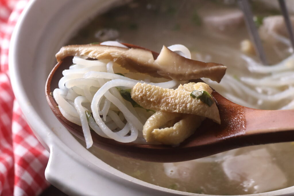 台式芋頭炊粉湯