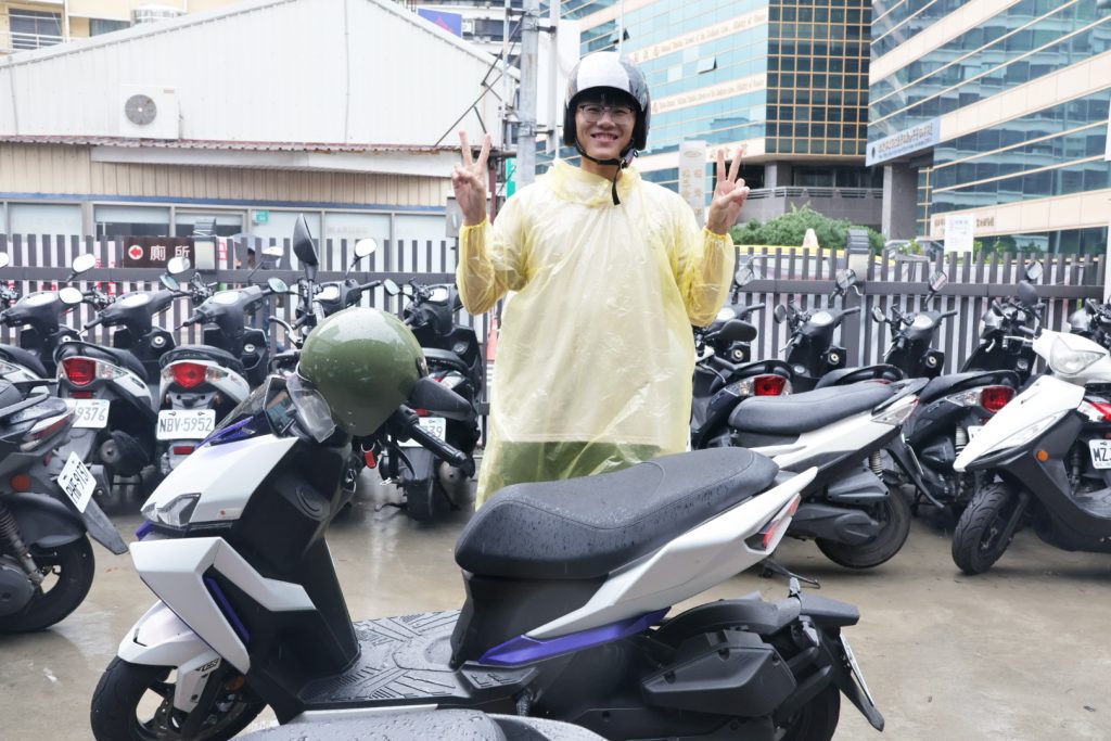 卓凌機車