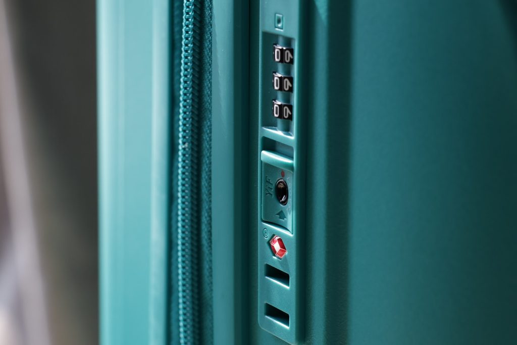 20吋登機箱